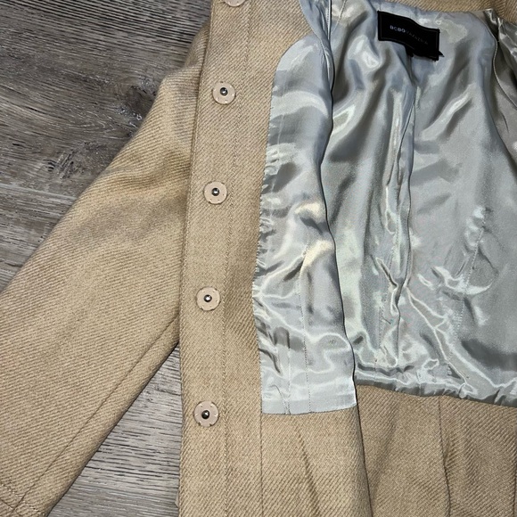 BCBG Max Azria Oatmeal Peplum Cropped Classy Professional Blazer Sz Small - Picture 9 of 15